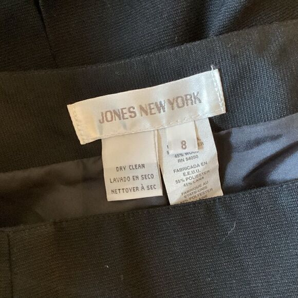 NWOT. Jones New York Black A-Line Shirt in Size 8. - Picture 4 of 8